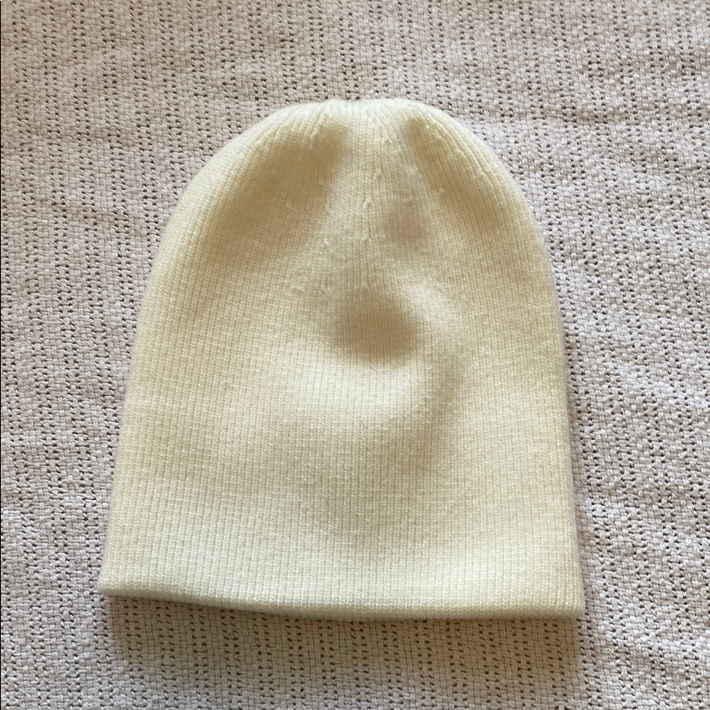 Aritzia Sunday Best Ivory Knit Hat